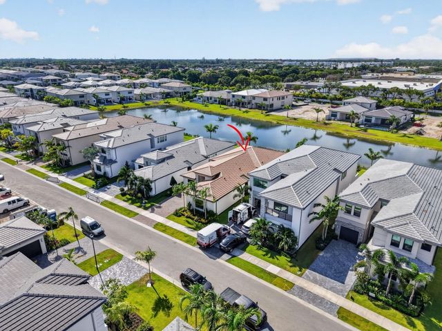 9724 JUNIPER BAY Avenue, Boca Raton, FL 33434