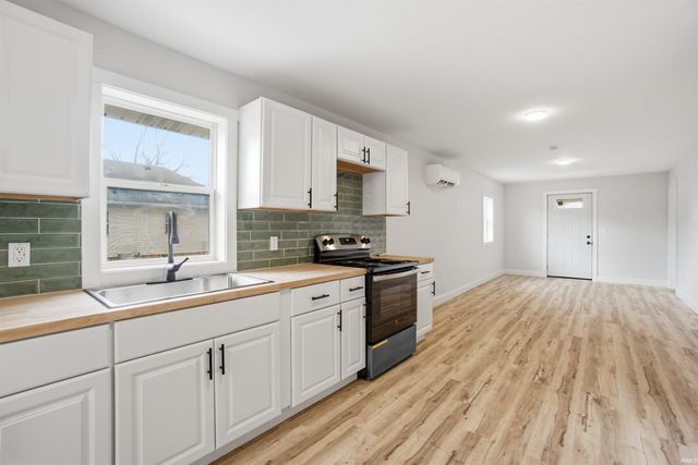 913 W Virginia Avenue, Kokomo, IN 46902