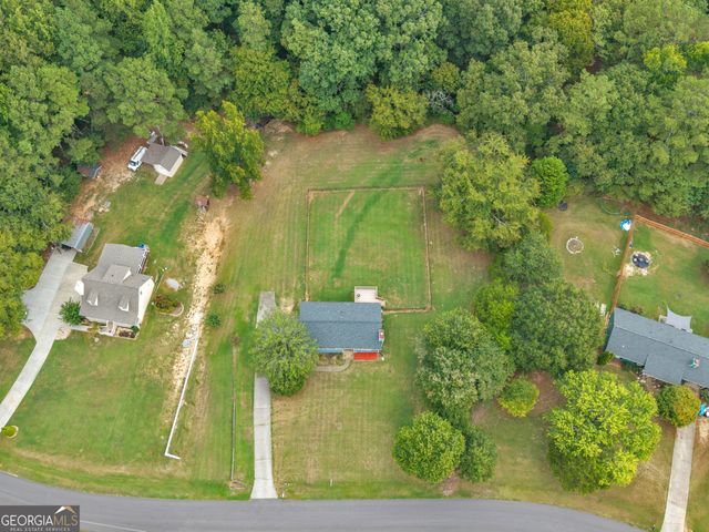 2065 Gum Creek Lane, Loganville, GA 30052