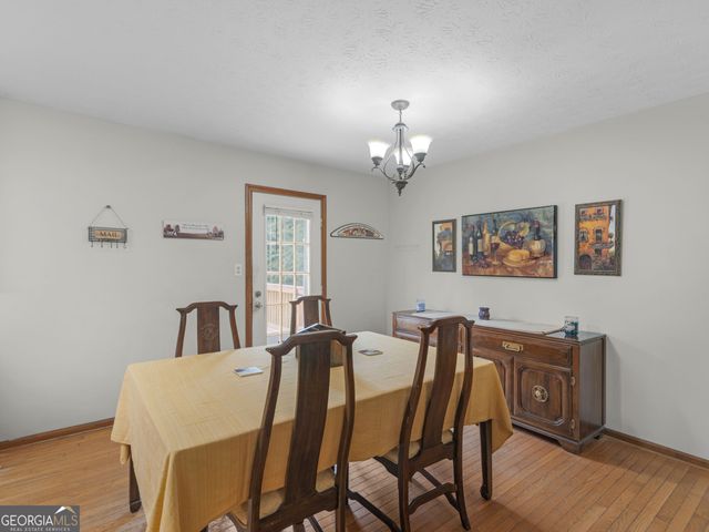 2065 Gum Creek Lane, Loganville, GA 30052