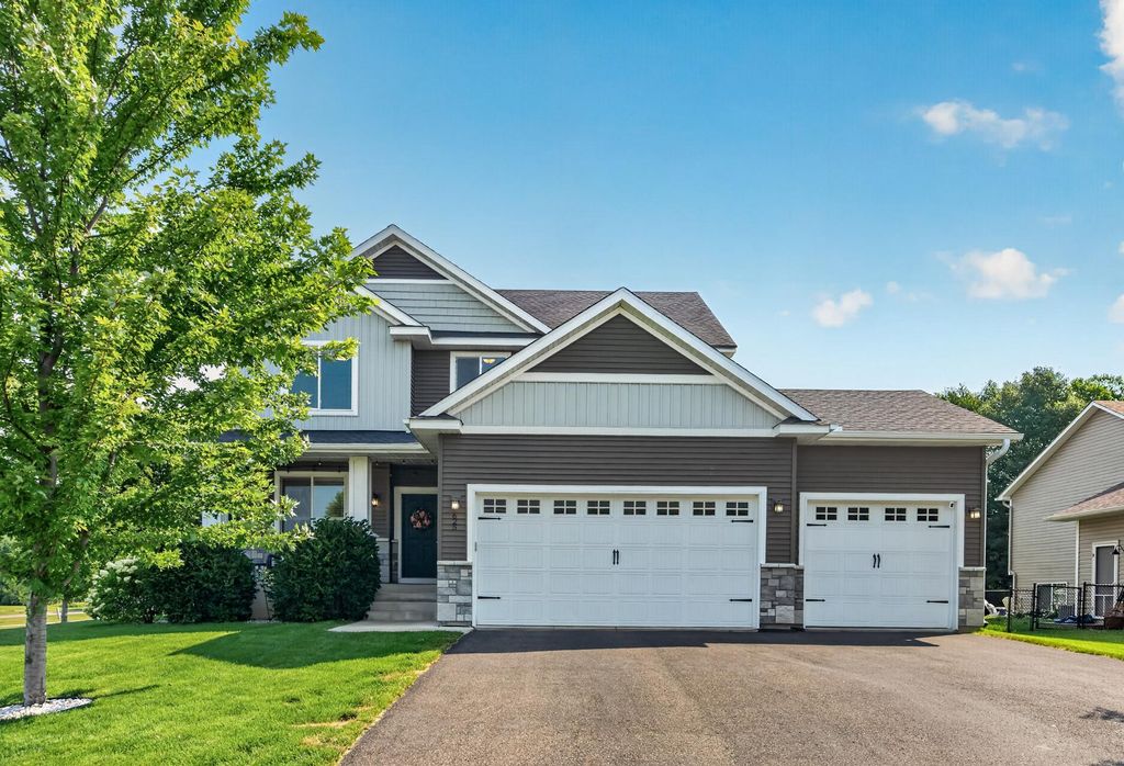 625 Kadler Avenue NE, Hanover, MN 55341 — photo 2