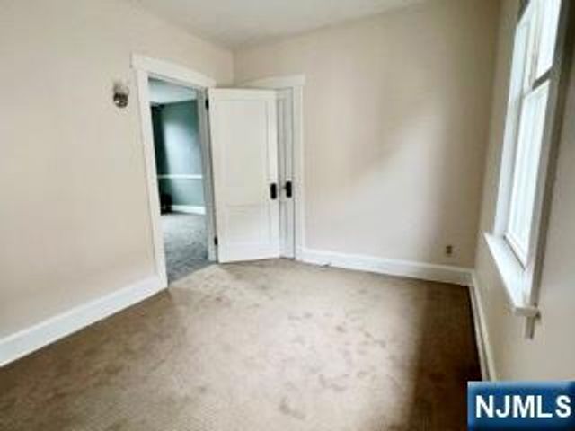 140 Westervelt Avenue, Hawthorne, NJ 07506