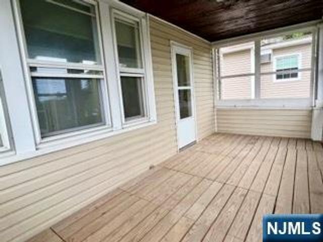 140 Westervelt Avenue, Hawthorne, NJ 07506