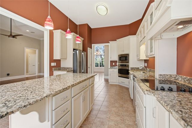 103 Oak Crest Circle, Seneca, SC 29672