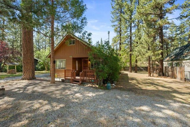 1017 W Rainbow Boulevard, Big Bear, CA 92314