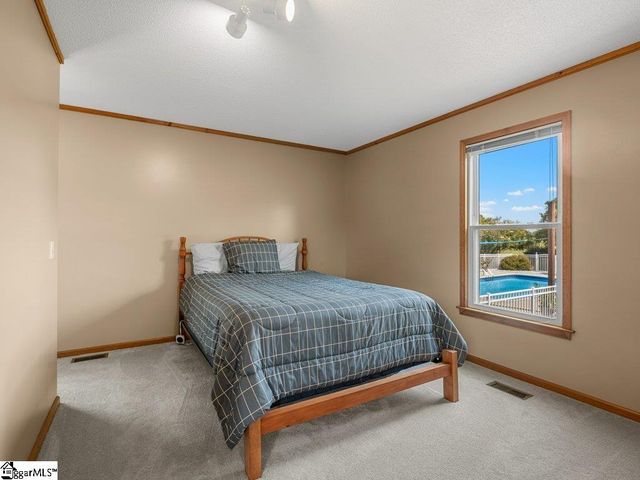 632 Circle Drive, Woodruff, SC 29388