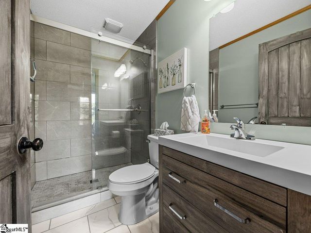632 Circle Drive, Woodruff, SC 29388