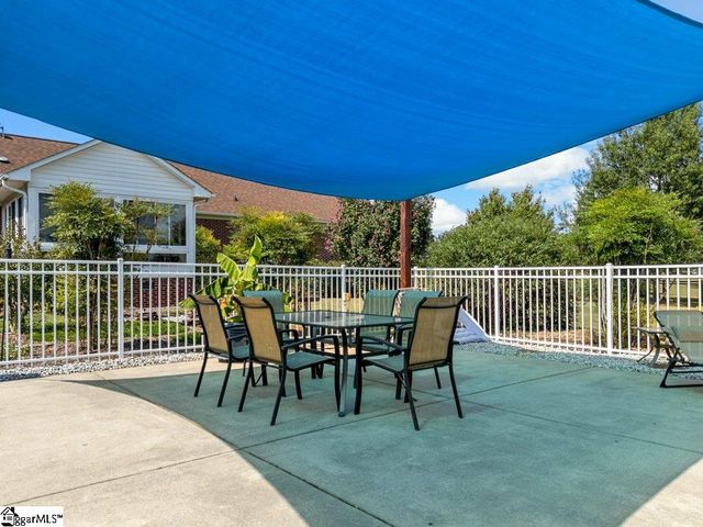 632 Circle Drive, Woodruff, SC 29388