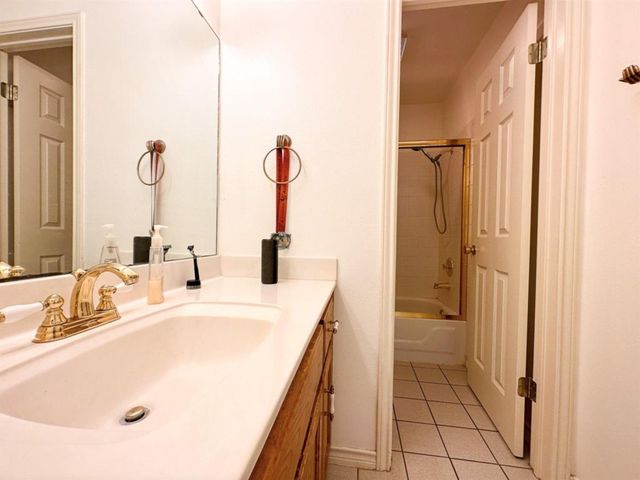 251 Pine View LOOP, Bastrop, TX 78602