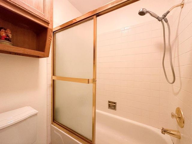 251 Pine View LOOP, Bastrop, TX 78602