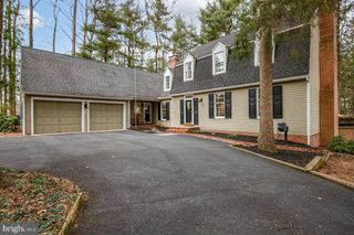 7 WESTON DR, Mohnton, PA 19540