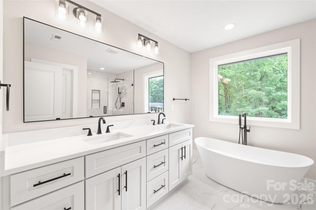 111 Keowee Circle, Indian Trail, NC 28079