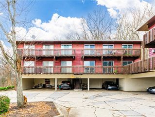 2550 Chamberlain Road A3, Fairlawn, OH 44333