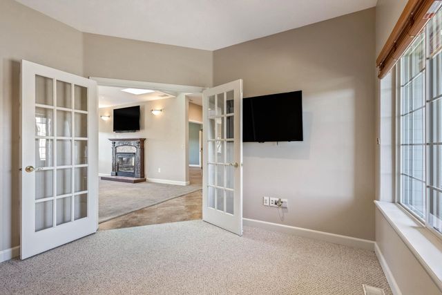 1065 Victoria Falls Drive, Redmond, OR 97756