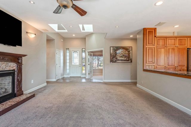 1065 Victoria Falls Drive, Redmond, OR 97756