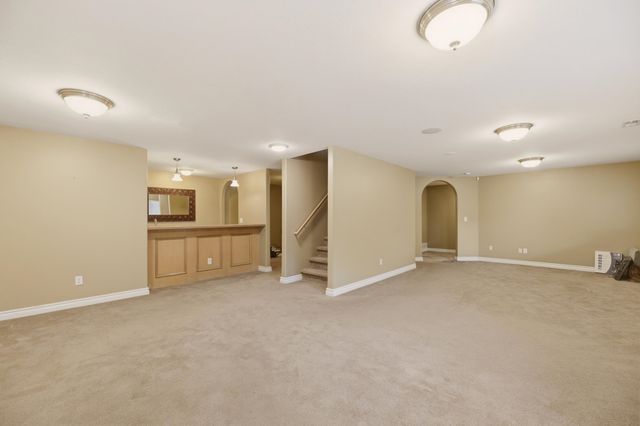 3845 N Lakecrest Ct, Wichita, KS 67205