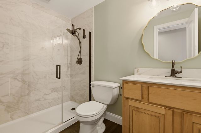 3845 N Lakecrest Ct, Wichita, KS 67205