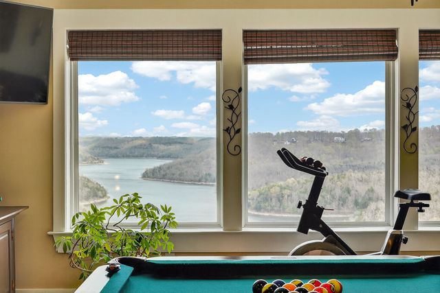 195 Coventry Way, Smithville, TN 37166