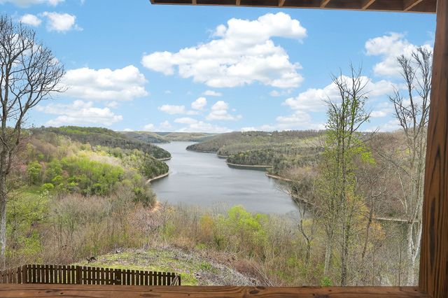 195 Coventry Way, Smithville, TN 37166