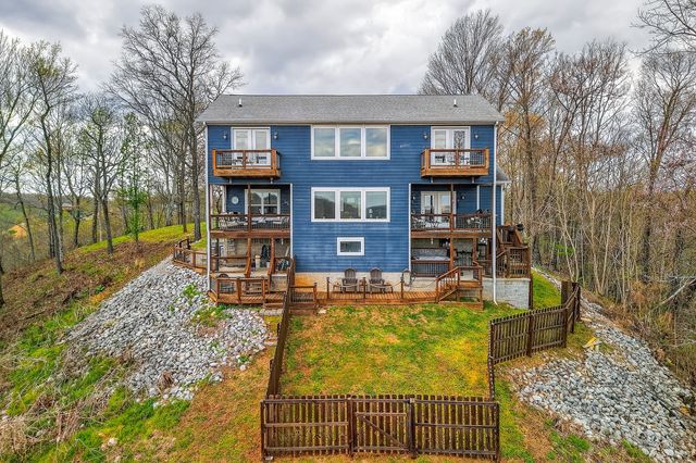 195 Coventry Way, Smithville, TN 37166