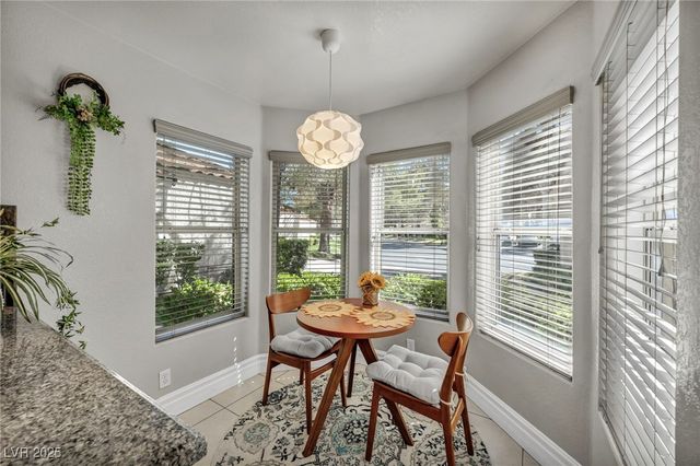 6954 Emerald Springs Lane, Las Vegas, NV 89113