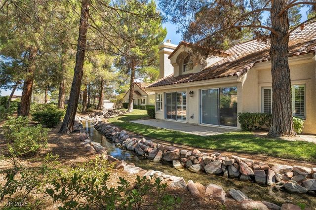 6954 Emerald Springs Lane, Las Vegas, NV 89113