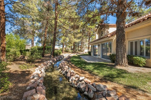 6954 Emerald Springs Lane, Las Vegas, NV 89113