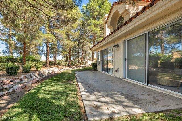 6954 Emerald Springs Lane, Las Vegas, NV 89113