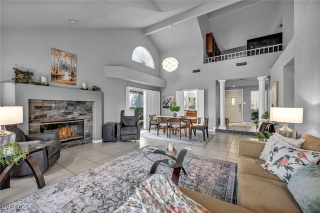 6954 Emerald Springs Lane, Las Vegas, NV 89113