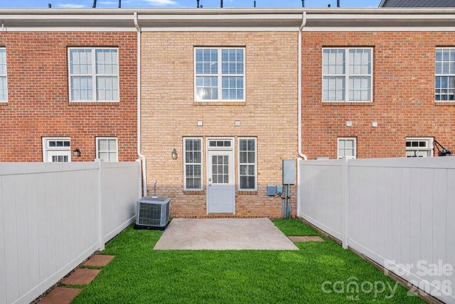 121 Quarter Lane, Mooresville, NC 28117