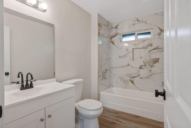 751 S G Street, Tulare, CA 93274