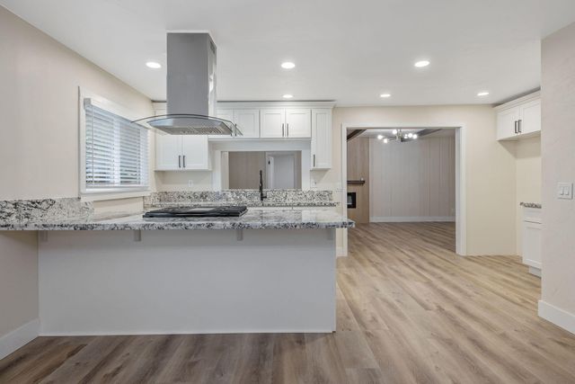 751 S G Street, Tulare, CA 93274