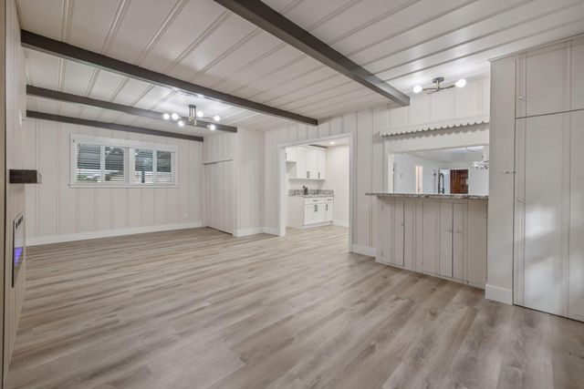 751 S G Street, Tulare, CA 93274