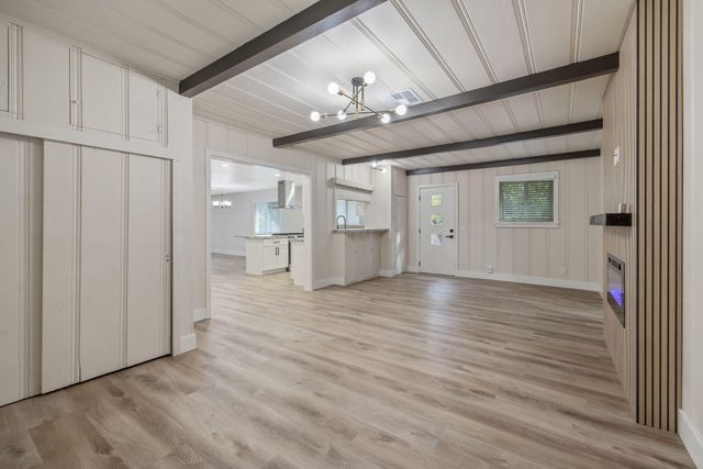 751 S G Street, Tulare, CA 93274