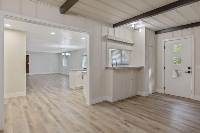 751 S G Street, Tulare, CA 93274