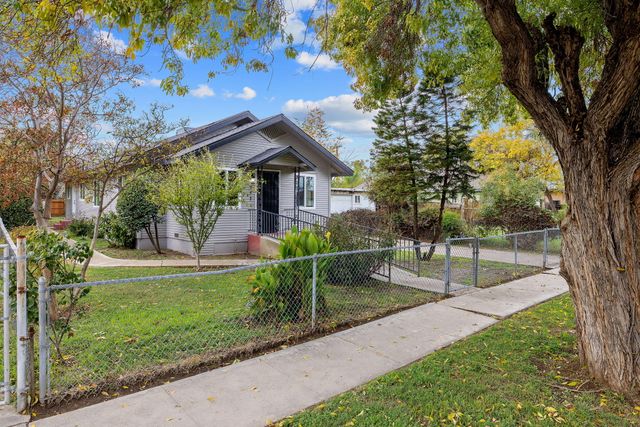 751 S G Street, Tulare, CA 93274