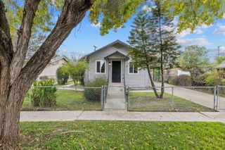 751 S G Street, Tulare, CA 93274