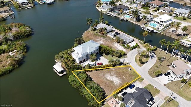 4853 Gary RD, Bonita Springs, FL 34134