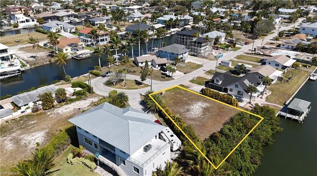 4853 Gary RD, Bonita Springs, FL 34134