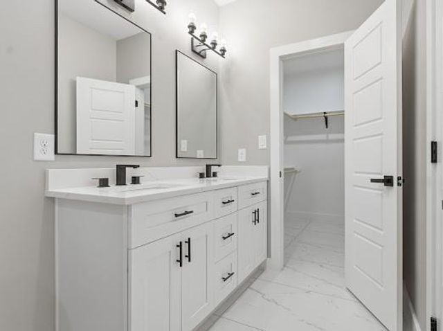 8216 Locksley Road B, Houston, TX 77075