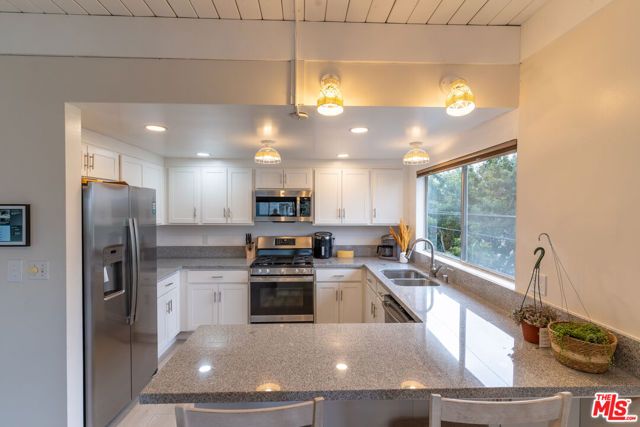 3900 Pacific Avenue, Marina Del Rey, CA 90292
