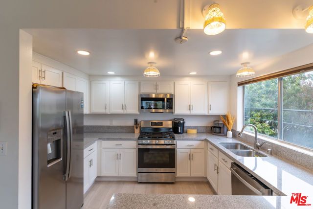 3900 Pacific Avenue, Marina Del Rey, CA 90292