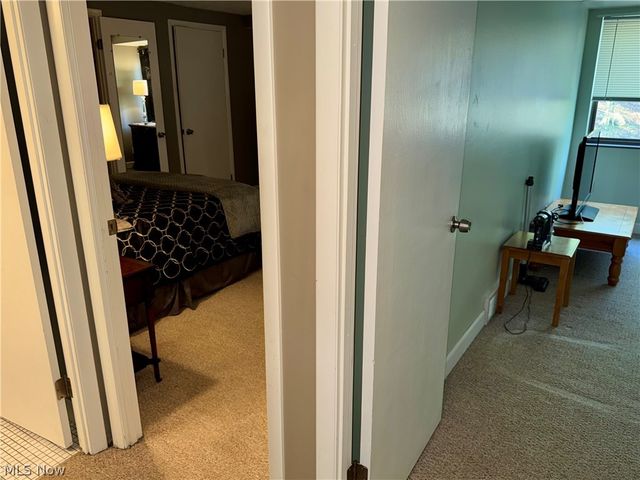6895 Carriage Hill Drive, Brecksville, OH 44141