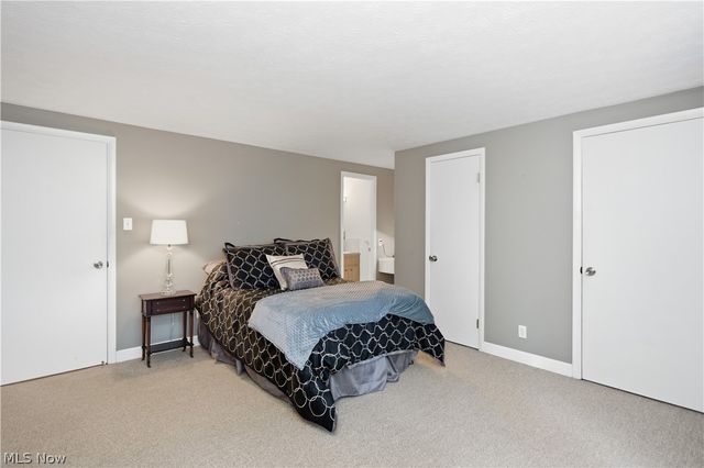 6895 Carriage Hill Drive, Brecksville, OH 44141