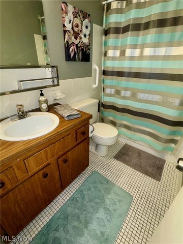 6895 Carriage Hill Drive, Brecksville, OH 44141