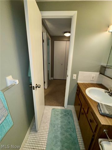 6895 Carriage Hill Drive, Brecksville, OH 44141