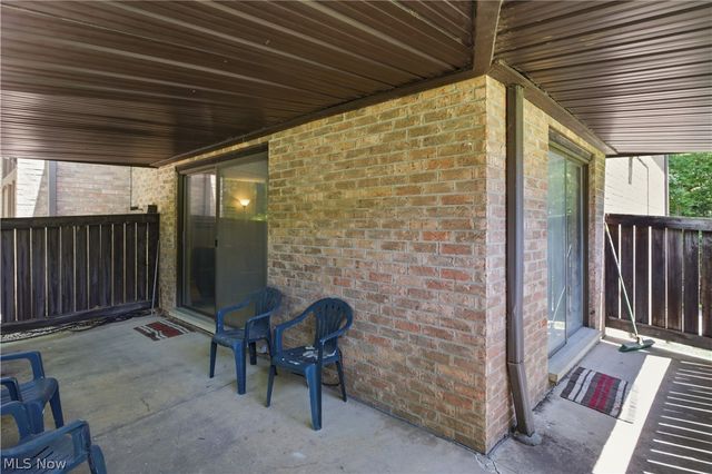 6895 Carriage Hill Drive, Brecksville, OH 44141
