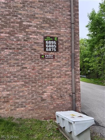 6895 Carriage Hill Drive, Brecksville, OH 44141