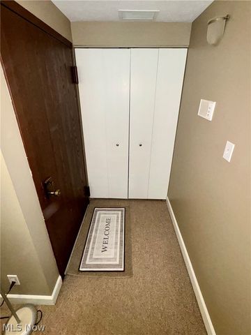 6895 Carriage Hill Drive, Brecksville, OH 44141