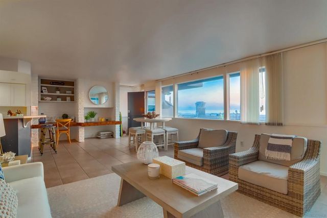 3455 57 Ocean Front Walk, San Diego, CA 92109